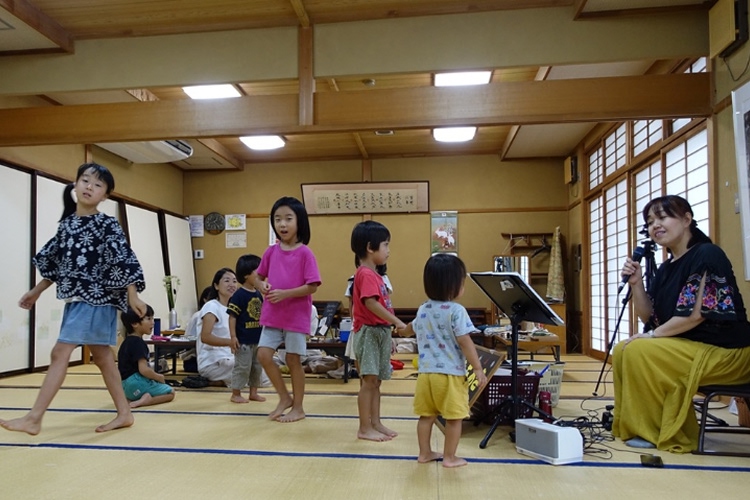 特定非営利活動法人　楽舎