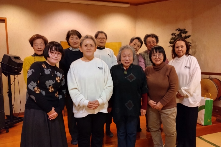 おはなしボランティア　アナンシ