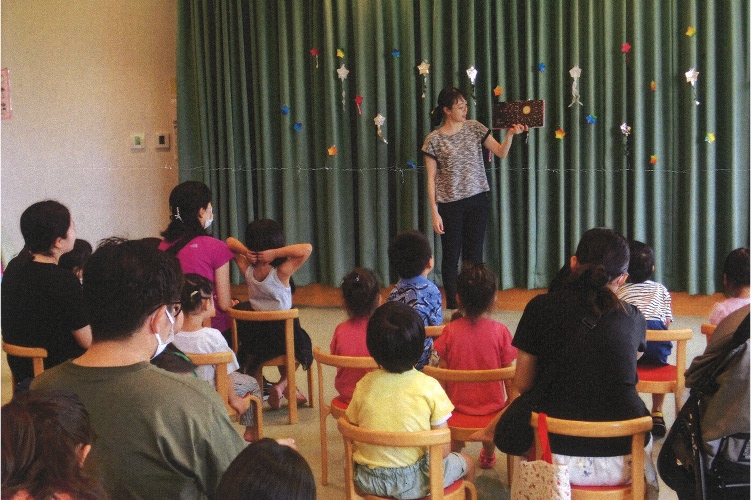 射水市中央図書館ボランティア「しおりの会」キッズグループ