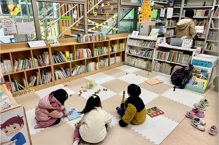 こども図書サークル上海ひまわり文庫